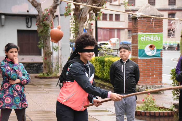 Haur jolasak, festen pizgarr 8 1558803014959