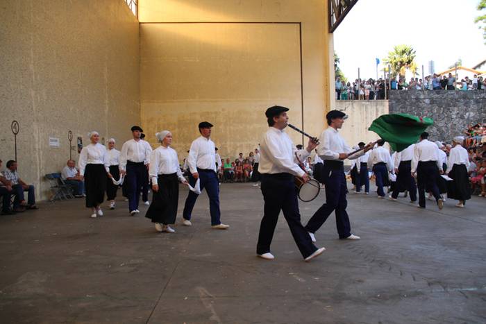 Bedaioko ingurutxoa ezin falta festetan 38 1473618923934