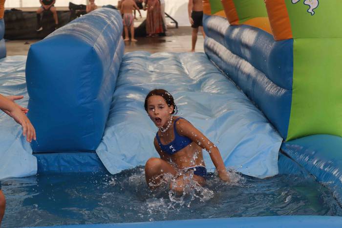 Saltoka eta jolasean pasatu  30 1660043079318