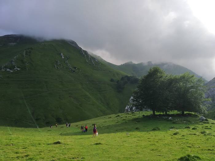 Amezketa inguruak garbitzen  6 1627558495138