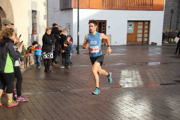 Eneko Gurrutxaga, Adunan ira 9 1574532552588