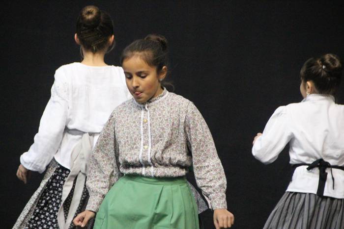 Eskolatik plazara emanaldia  33 1488739725569