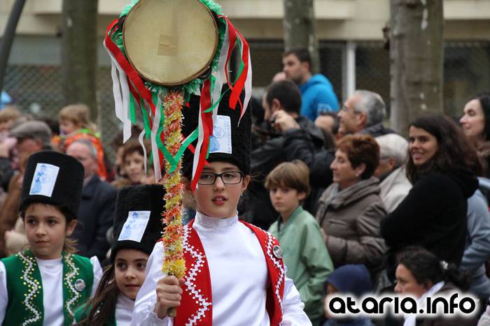 Zaldunita bezperako haur danborrada 28 1454785340116