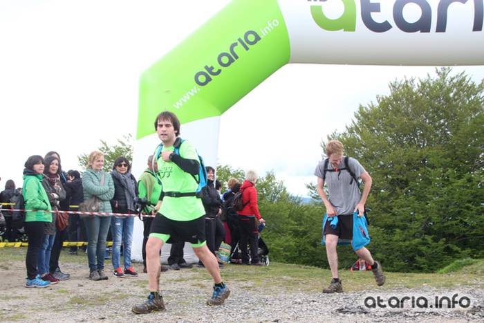 San Migeleko ataria, XIV Orduak 128 1464544313024