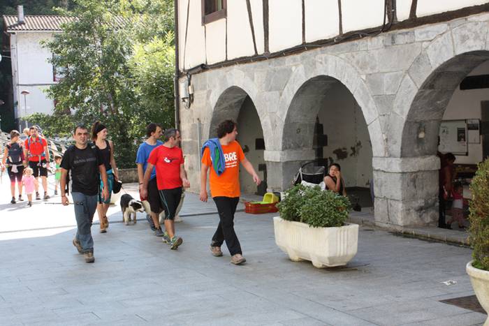 III. Mendiz Mendi Etxera 155 1506347635678