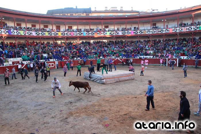 ostegun gizena 2016 zezen plaza 115 1454608298187