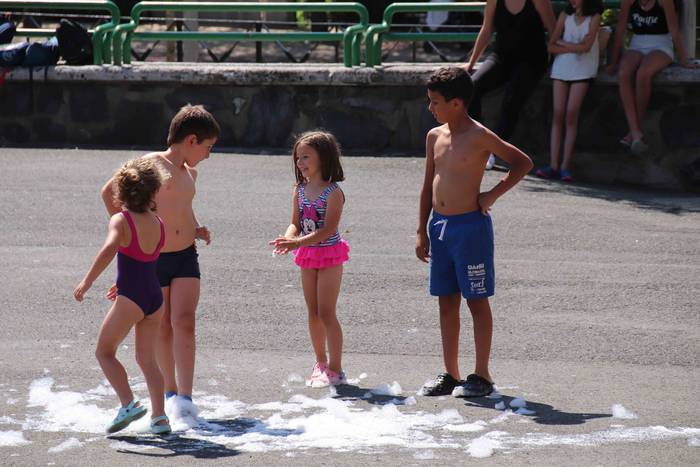 Saharako haurrei harrera egi 65 1530544842356