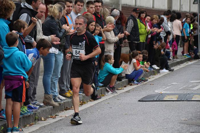 Haizearen aurka, baina aurrera 75 1476273315884