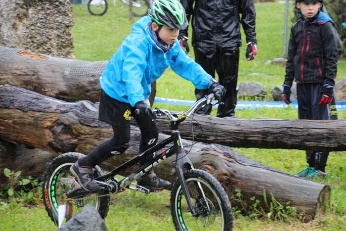 Bi gurpilen gainean  14 1491138460391