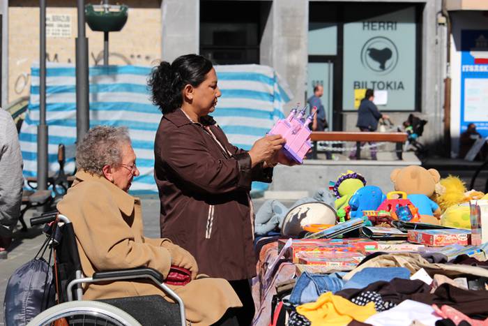 Bigarren eskuko azoka, Sahar 1 1492863177718