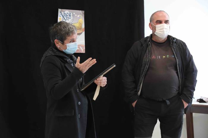 Ahoz Aho Jaialdiko sari bana 18 1615651474393