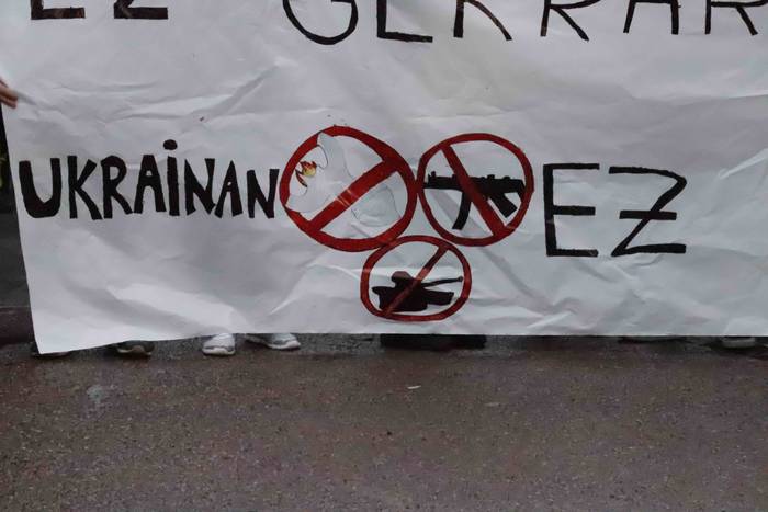 Ukrainaren aldeko elkarretar 24 1646494991428