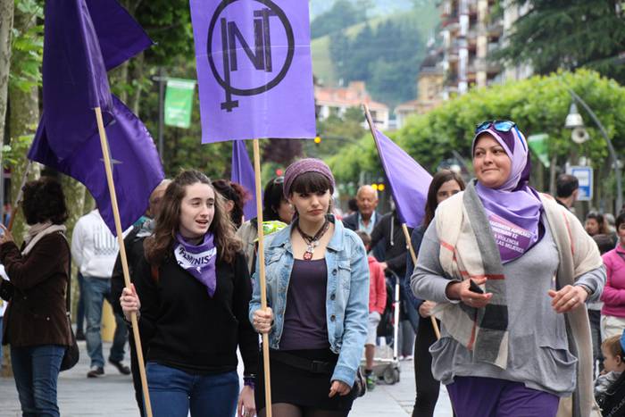 Batukada feminista Tolosan 5 1466273753351