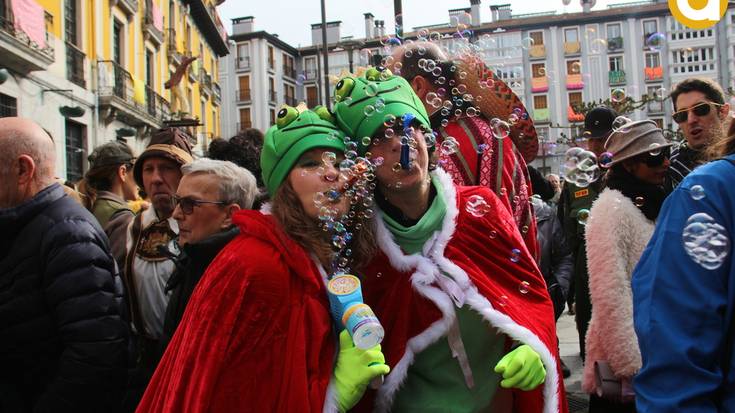 Zaldunitak balio du mundua azaltzeko