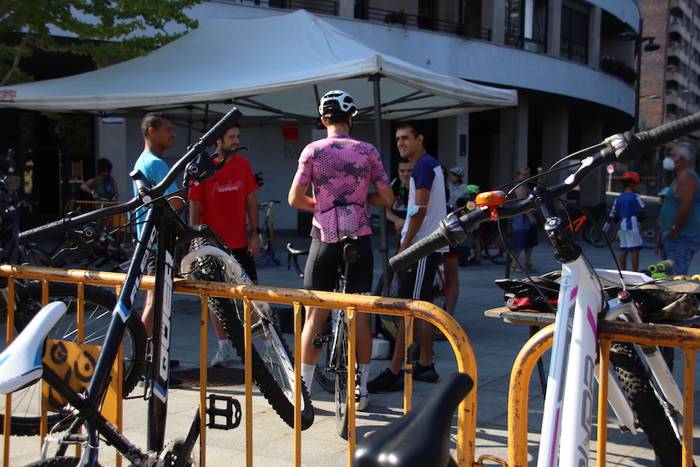 Bigarren eskuko azoka 27 1632564216698