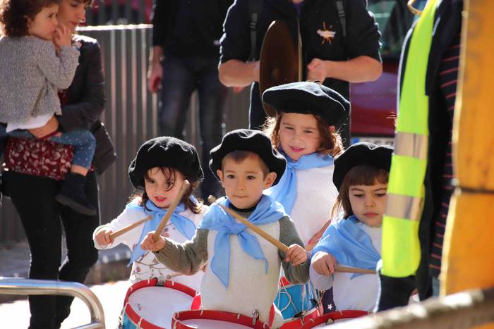 Danbor hotsek esnatu dute au 4 1572095541750