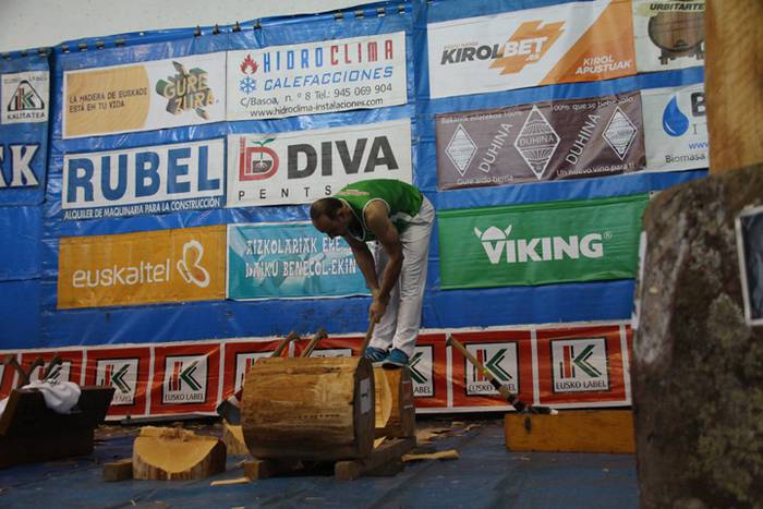 Urrezko aizkora kanporaketa abaltzisketa 47 1461501200828