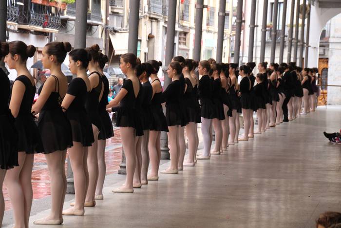 Zerkausiko barandan ballet i 15 1491139391934