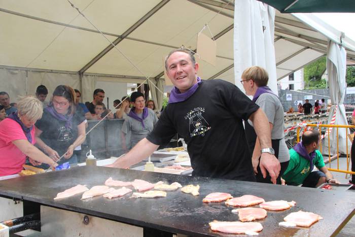 Ikaztegietako Eskola Txikiak Festa 44 1465744472602