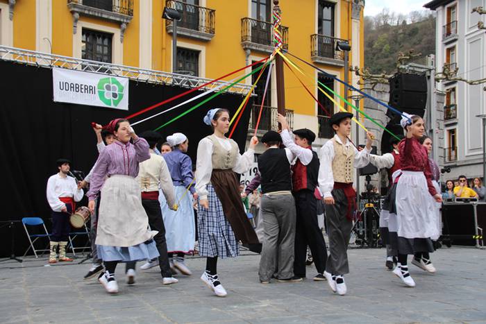 Torrelles de Llobregat eta X 7 1489259872601