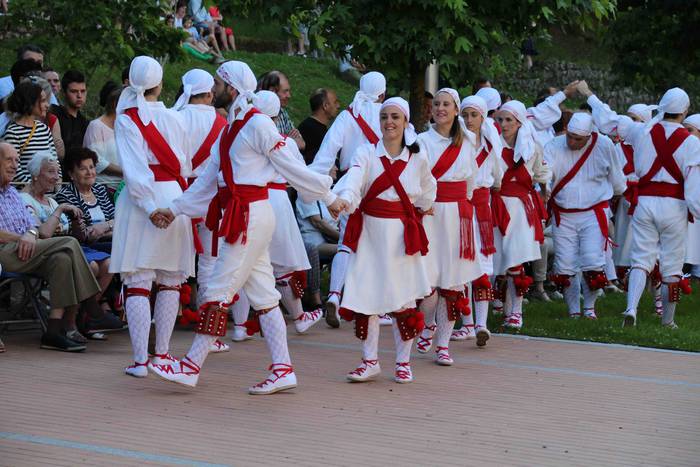 Festa hizki larriz 243 1529875993508