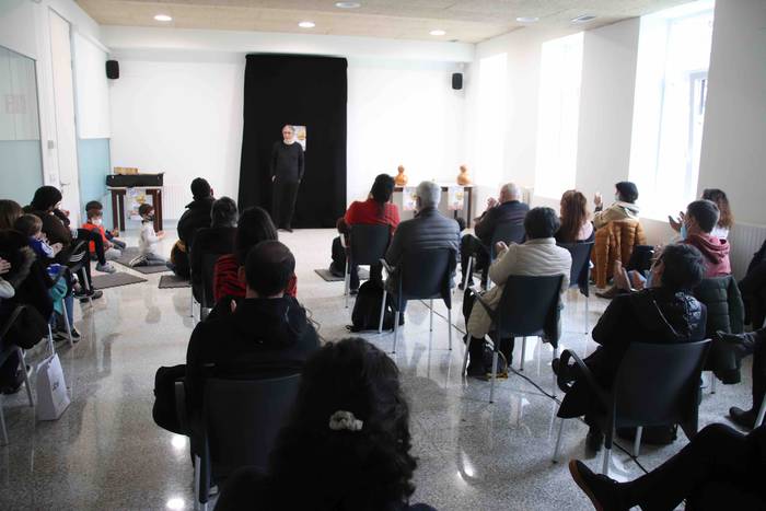 Ahoz Aho Jaialdiko sari bana 5 1615651464379