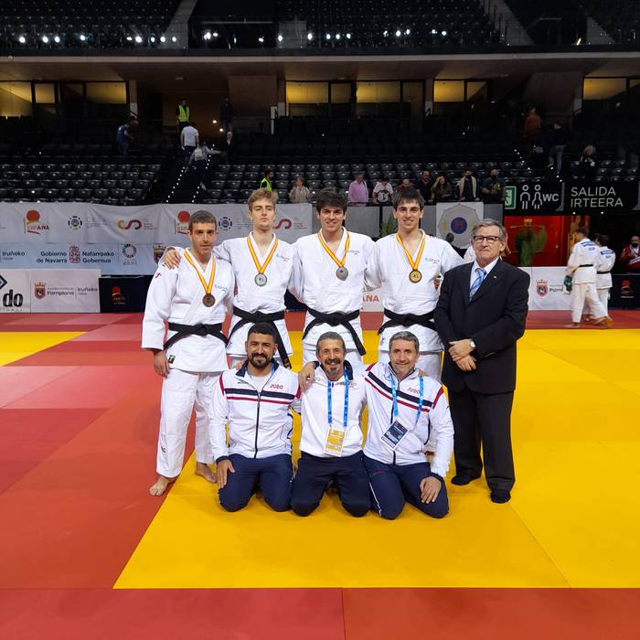 Emaitza onak lortu dituzte judokek Espainiakoan