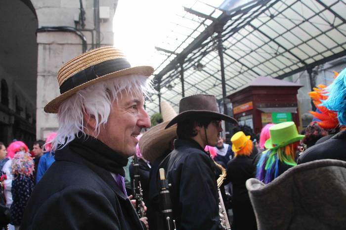 Listo, ez da baleko atzera k 74 1582452369340