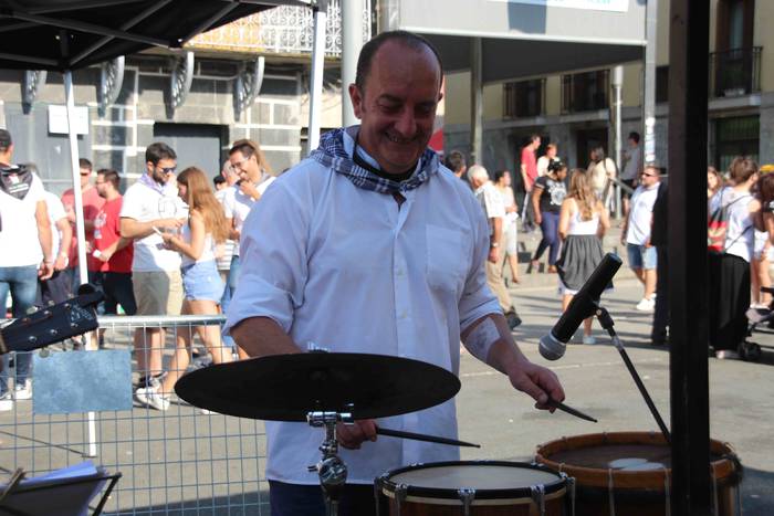 Bero sargoria, sagardoz bust 51 1532982148444