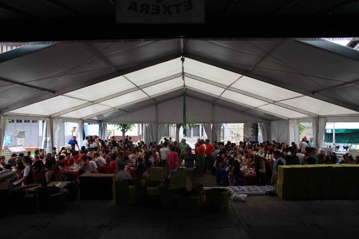 Kuadrilla eguna, termometroa 105 1530370606918