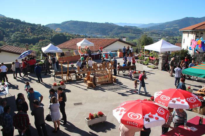 Animali, barazki eta artisau lanen bilgune 32 1477830928873