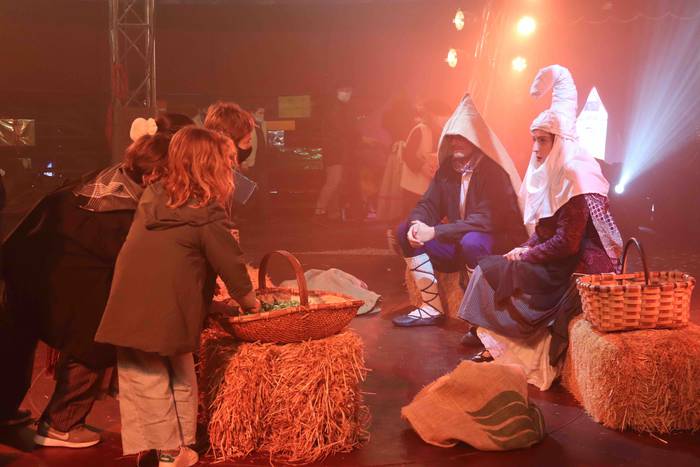 Olentzero eta Mari Domingi b 19 1640342797817