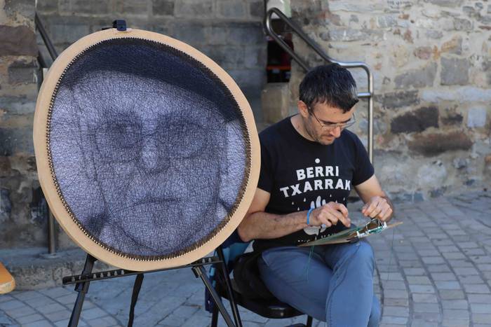 Artisau eta janari postuz be 18 1653821438471