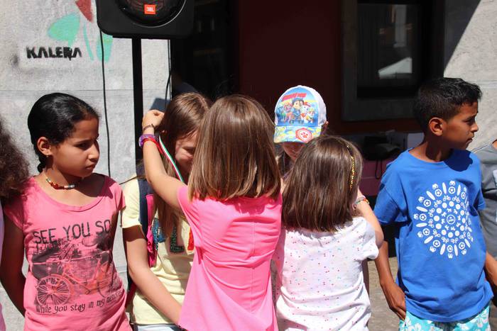 Saharako haurrei harrera egi 58 1530544724877