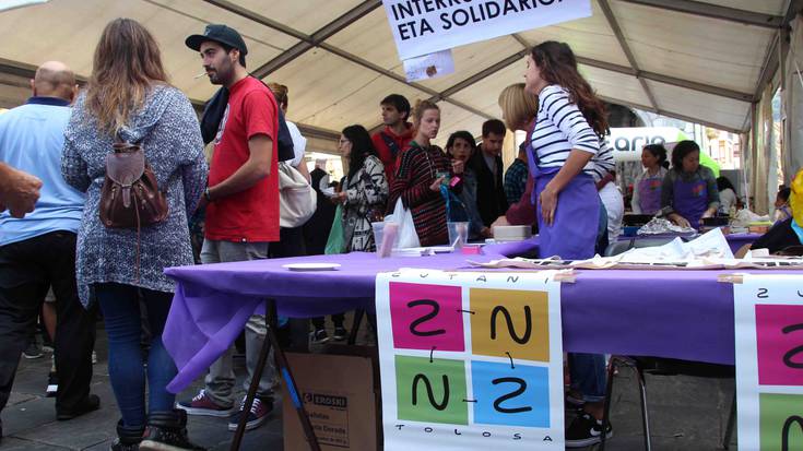 'Pintxo tour etxean' dokumental laburra estreinatuko dute ostegunean