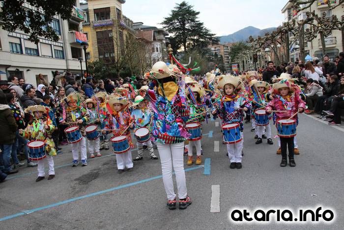 Zaldunita bezperako haur danborrada 51 1454785348379