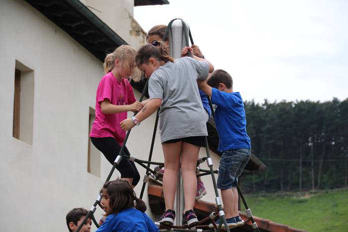 Eskola txiki eguna Ikaztegieta 26 1465750676852