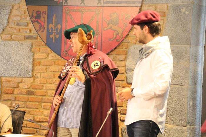 Gazteak, barrunaren kofradiaren gidari 3 1468074640157