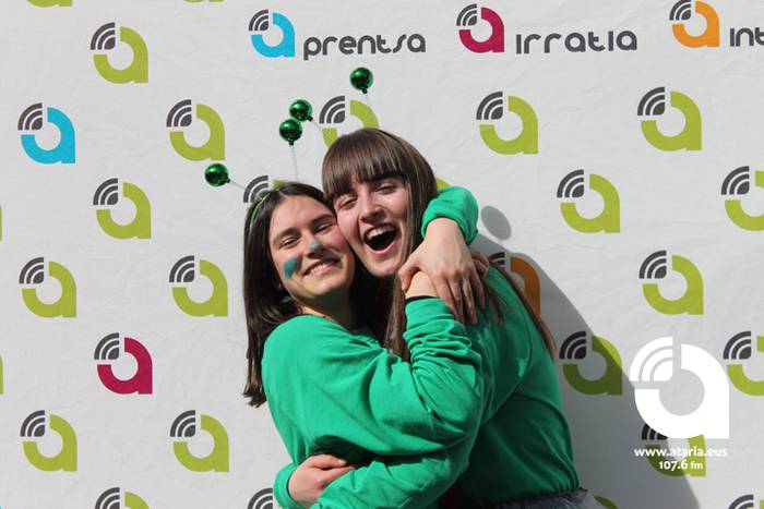 Photocoll-ean jartzeak saria 29 1488130042761