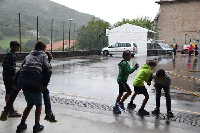 Elduaingo jaiak 2017, haur j 2 1504962743307