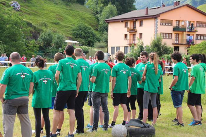 Festa jartzen gazteak nagusi 9 1499019132590