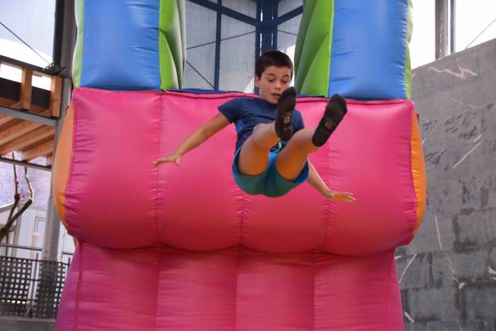 Ura eta jolasak, haurren goz 15 1566045882003