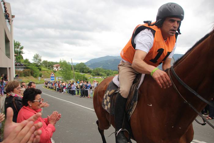 Abaltzisketa San Joan festak zaldi 8 1466967258853