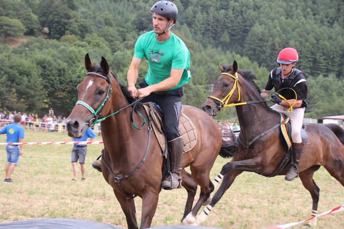 Zaldiak lasterka, gazteak desafioan 48 1472406835607