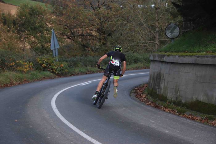Alexander Ordeñana eta Zuriñ 67 1543079301141
