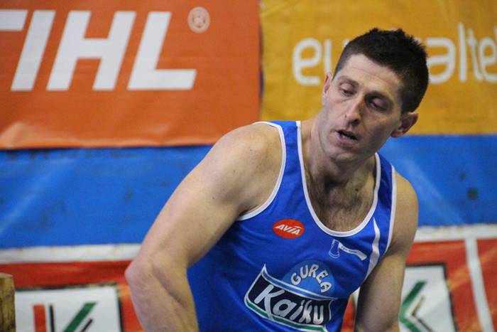 Urrezko aizkora kanporaketa abaltzisketa 97 1461501218848