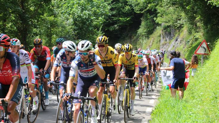 Hainbat trafiko eragozpen, Donostiako Klasikoa dela-eta