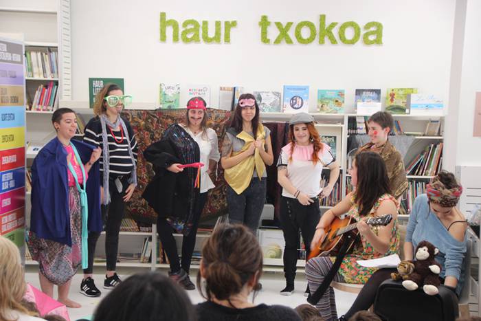 Aizan taldekoen ipuin kontak 9 1489840855990