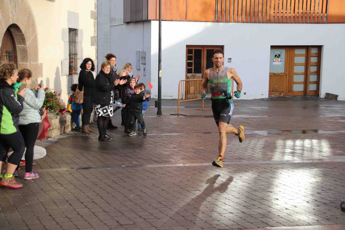 Eneko Gurrutxaga, Adunan ira 4 1574532547461