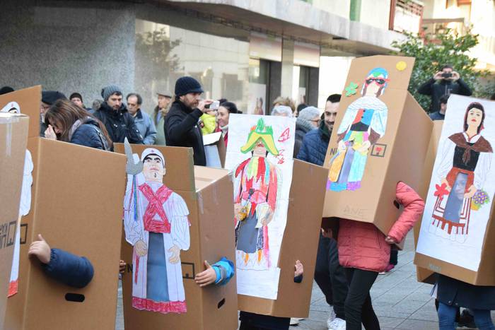 Erraldoi eta buruhandiak egi 32 1577448135858